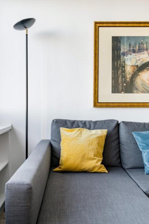 Urbantec Realty - Plaza De Colon Lejlighed Madrid Eksteriør billede