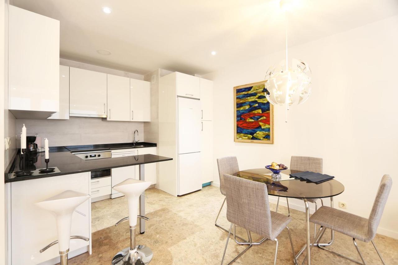Urbantec Realty - Plaza De Colon Lejlighed Madrid Eksteriør billede